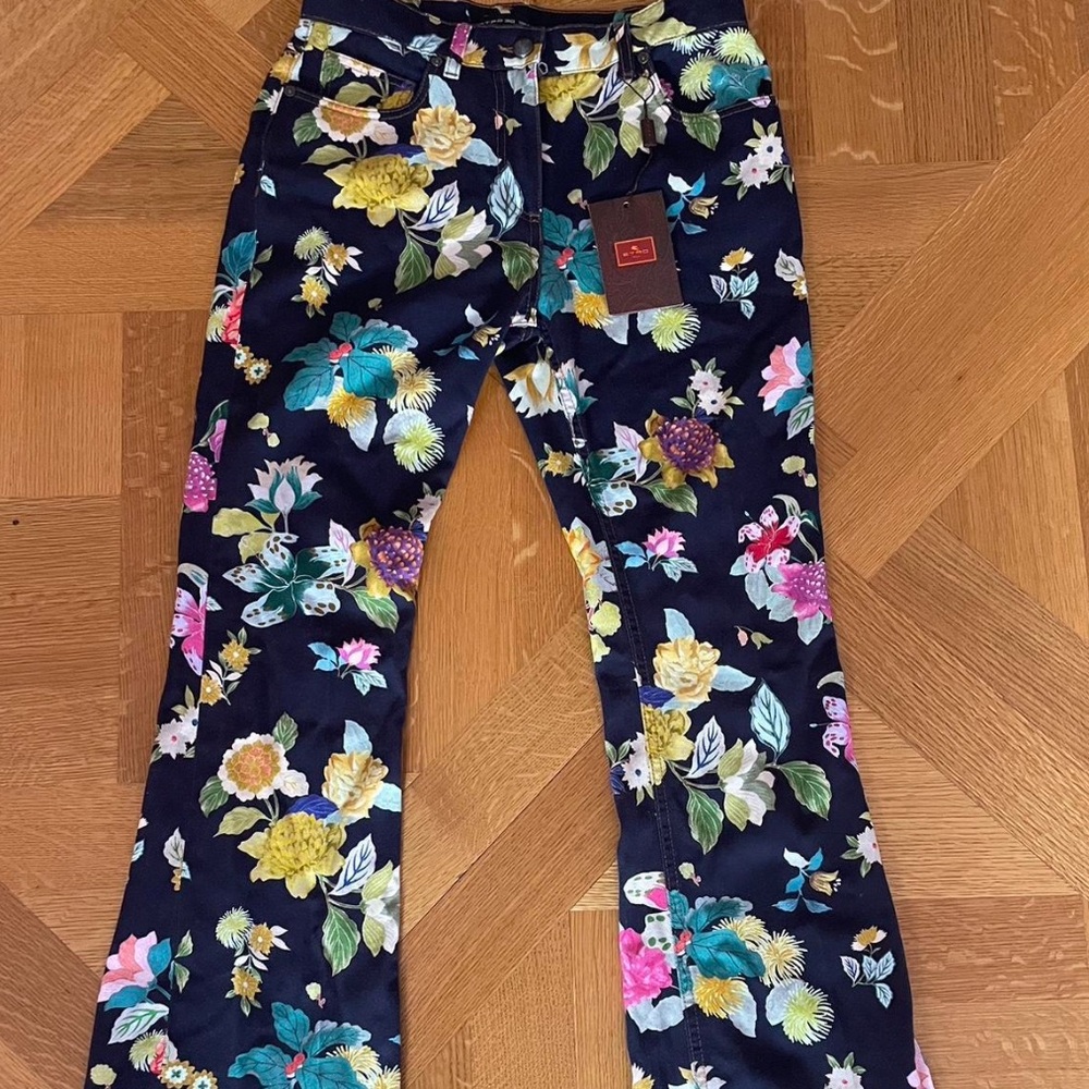 NEVER WORN ETRO BOOTCUT FLORAL DENIM🩵
